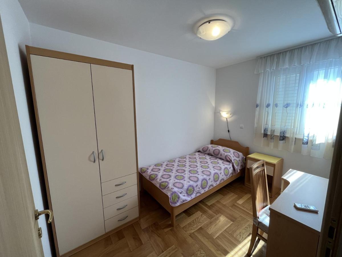 Apartments Diana Макарска Экстерьер фото